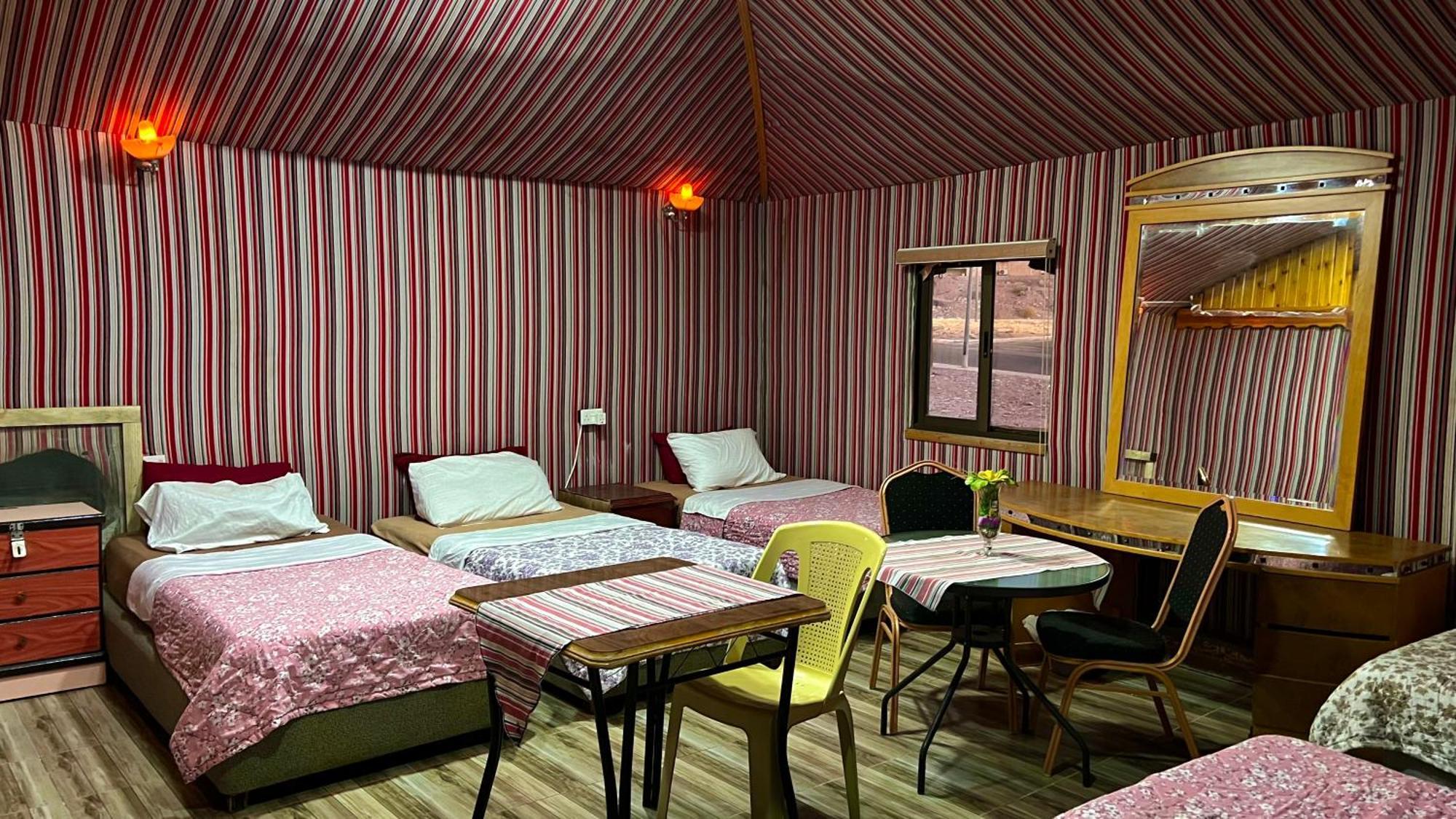 Al-Amer Hostel Aqaba Extérieur photo