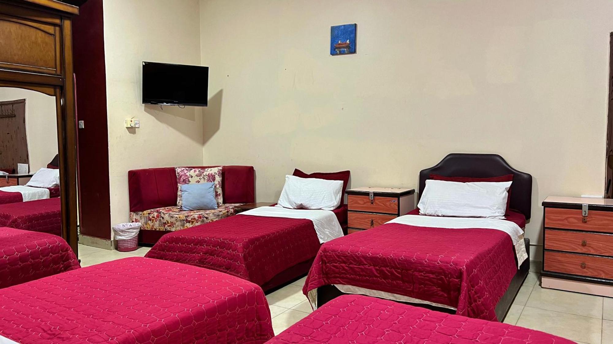 Al-Amer Hostel Aqaba Extérieur photo