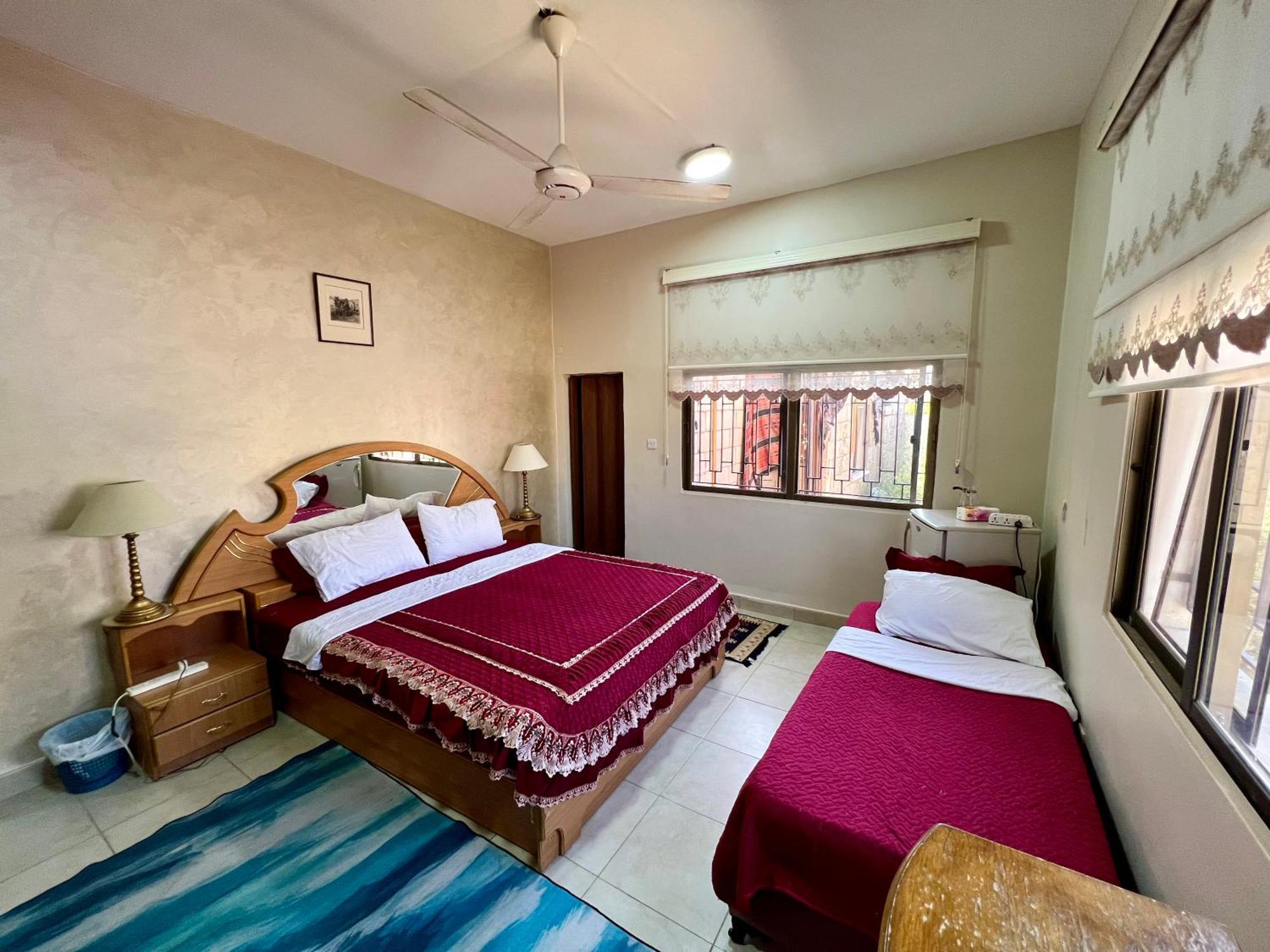 Al-Amer Hostel Aqaba Extérieur photo